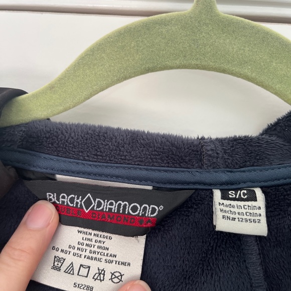 Black Diamond women’s hooded jacket - Picture 3 of 5